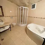 Gedik Cave 4*