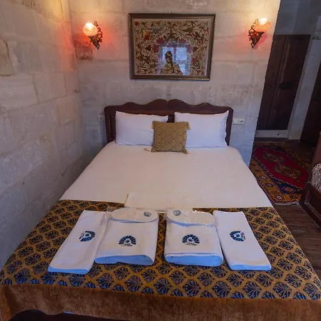 Gedik Cave Guest house