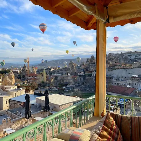 게디크 케이브 4*