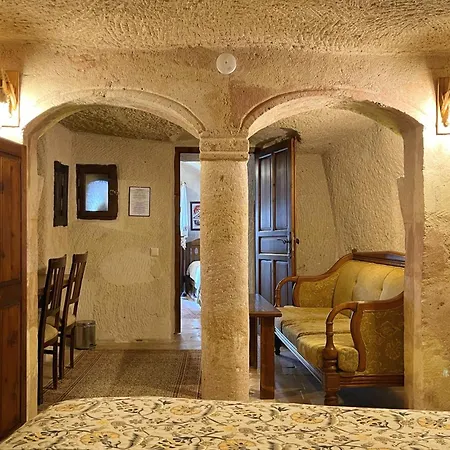 Gedik Cave Guest house 2*