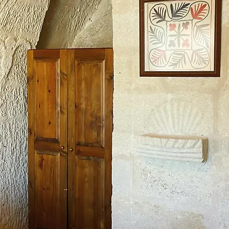 Gedik Cave Guest house